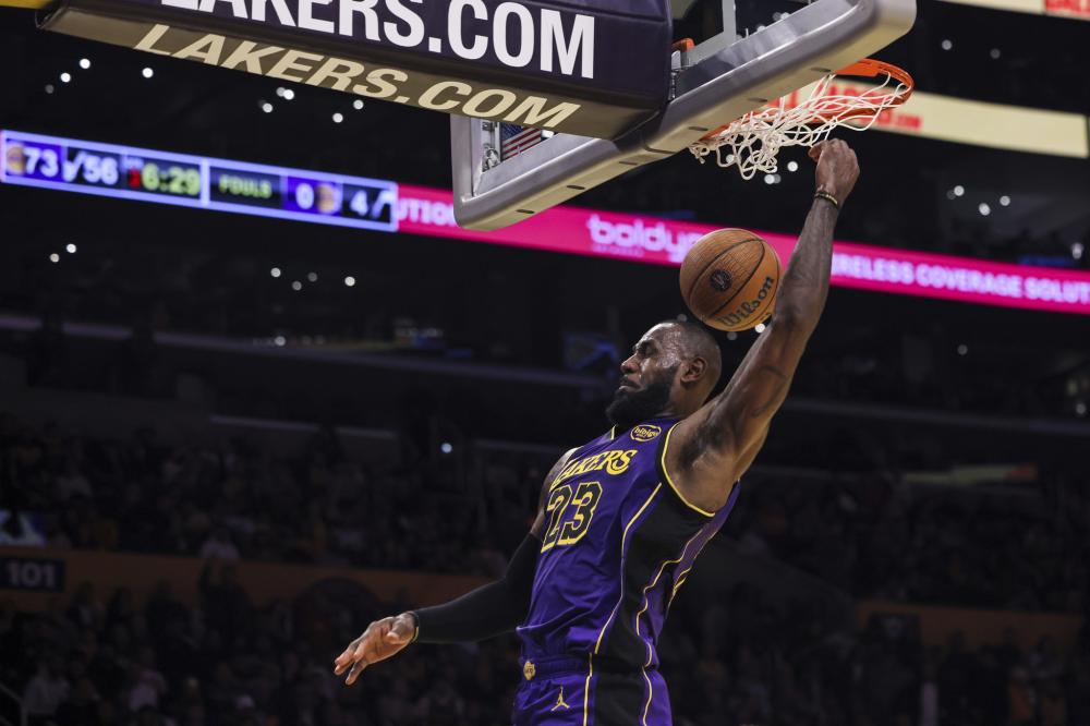 巴西记者喷内马尔：场下没照顾好自己的身体，养伤期间还出轨.