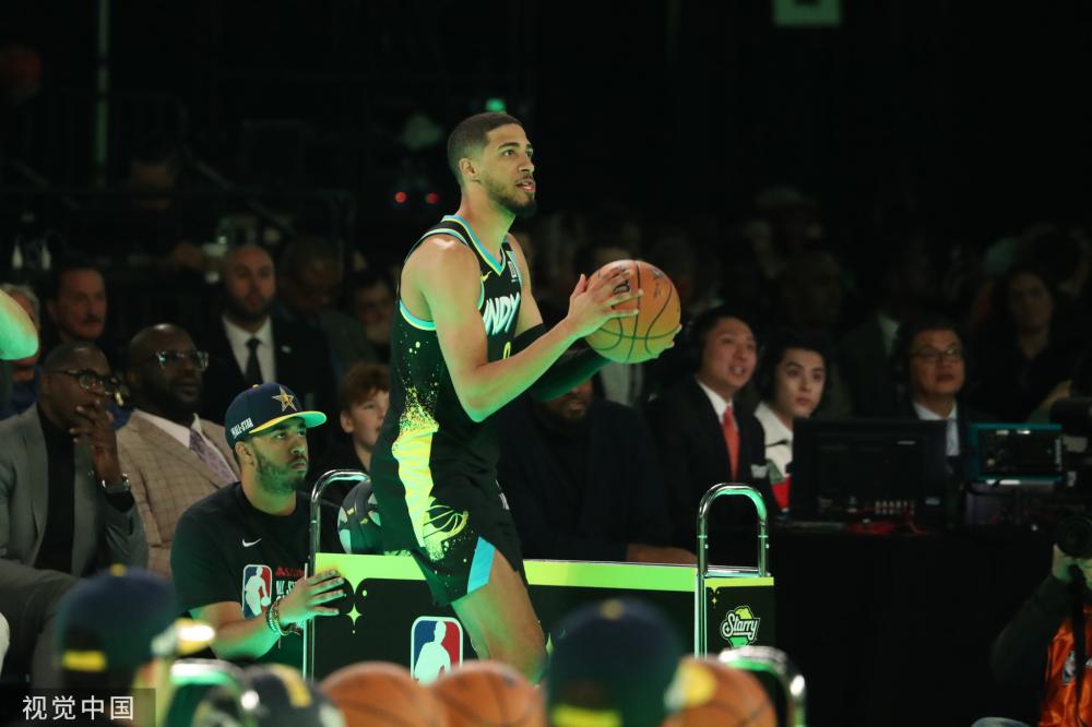 巴萨球迷组织：要求拉波尔塔引咎辞职 俱乐部管理方式太业余